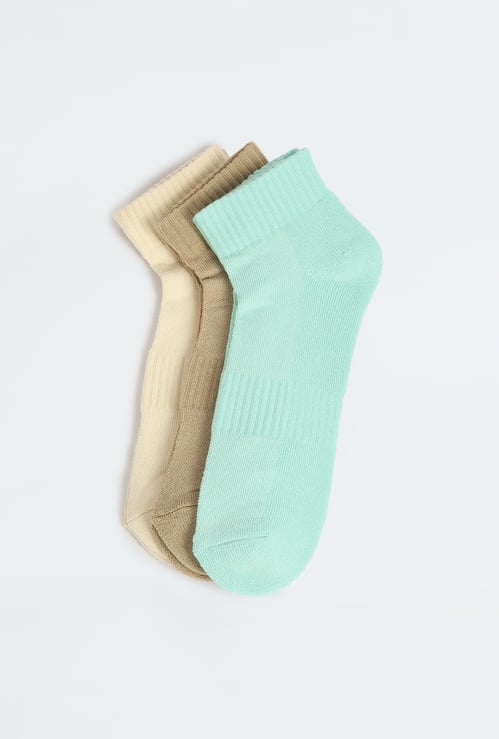 Men Assorted Ankle Length Socks - Pack of 3