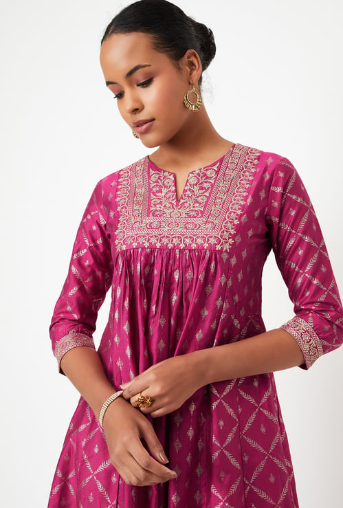 Kalki x Max Women Foil Printed Kalidar Kurta