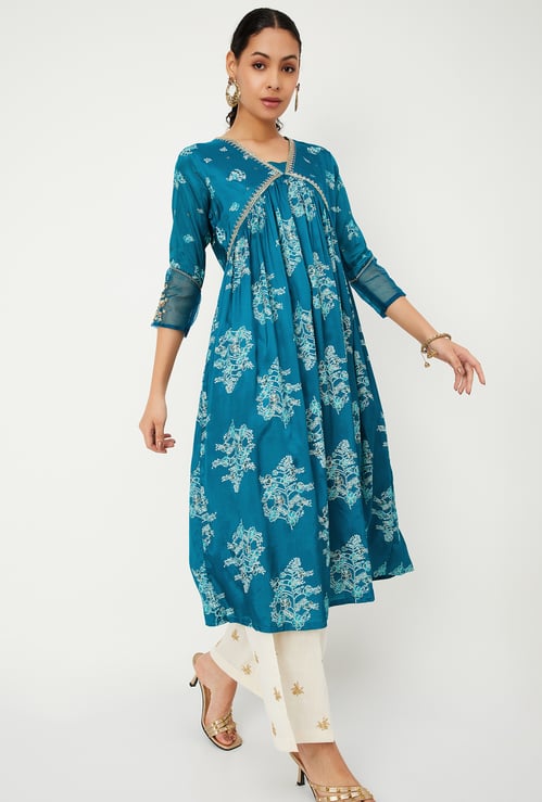 Buy Kurtas Kurtis for Women Online in India Max Fashion