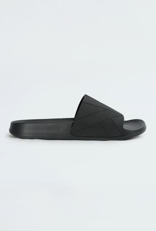 Men Textured Open-Toe Sliders