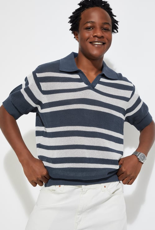 URB_N Men Oversized Striped Knit Polo T-shirt