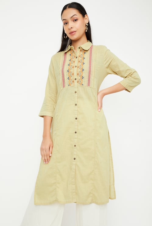 Women Embroidered Yoke Straight Kurta