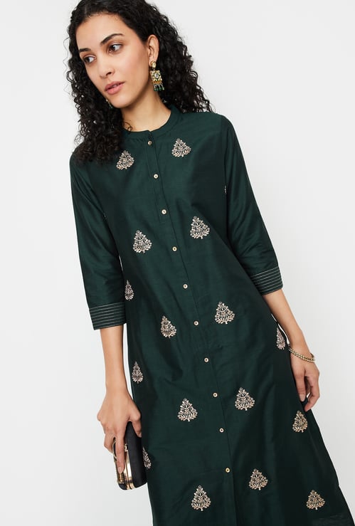 Women Embroidered Straight Kurta