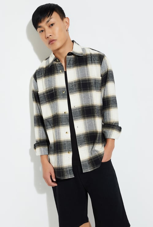 URB_N Men Regular Fit Checked Shirt