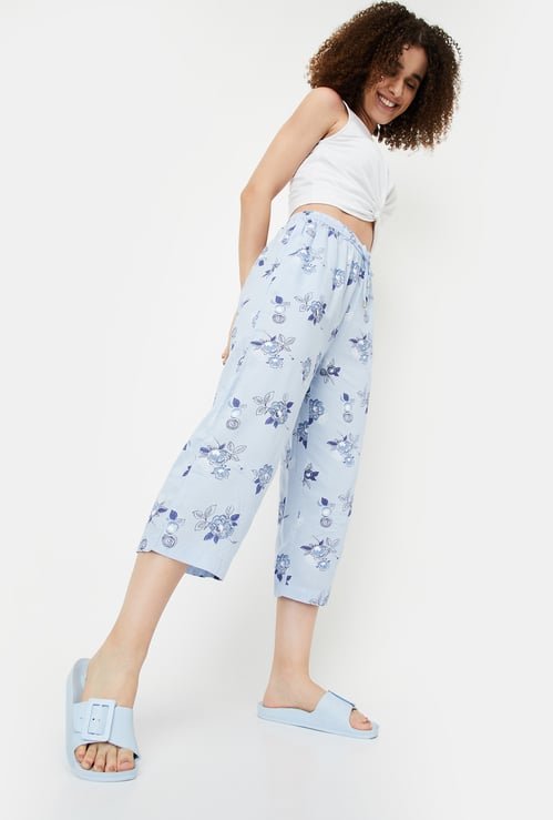 Women Floral Printed Capris