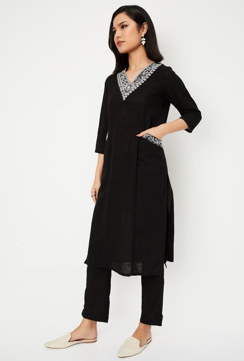 Women Embroidered Straight Kurta Set