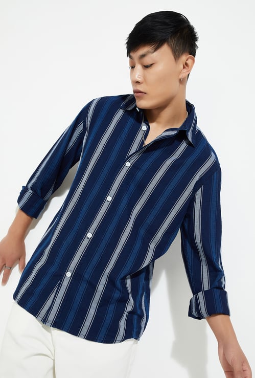 URB_N Men Regular Fit Striped Casual Shirt