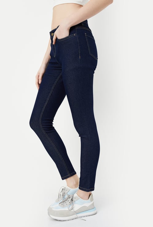 Women Solid Skinny Fit Jeans