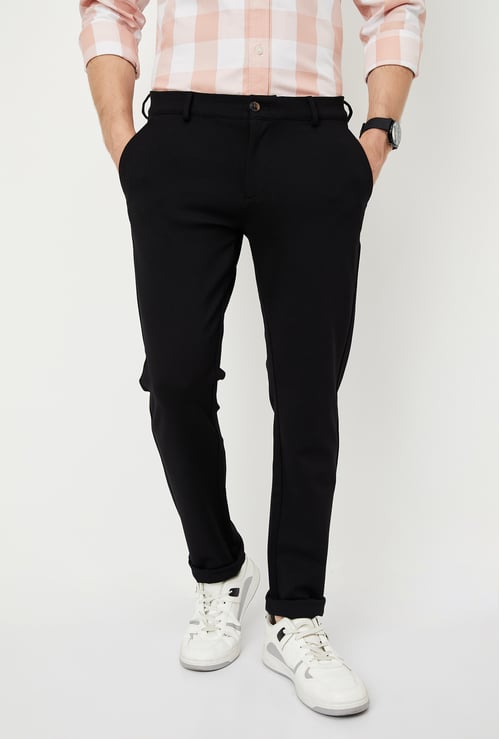 Men Solid Slim Fit Chinos
