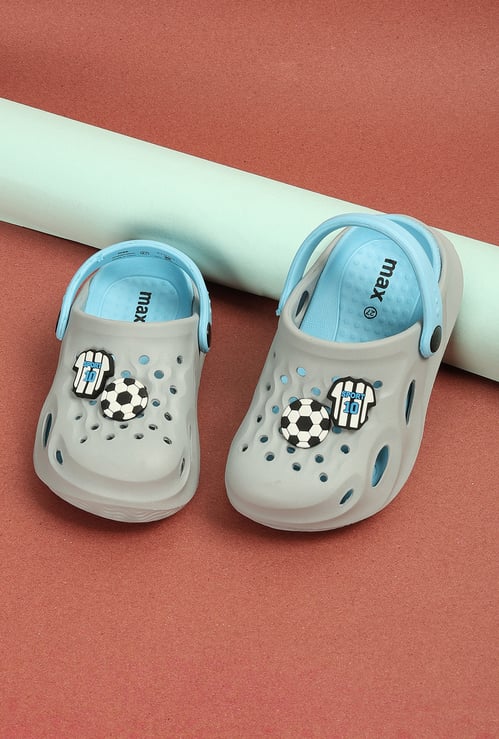 Boys Charm-Detailed Clogs