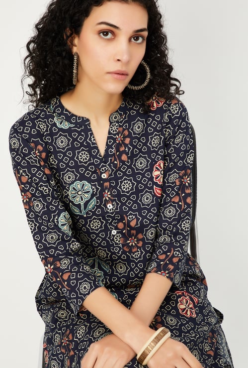 Women Printed Straight Kurta