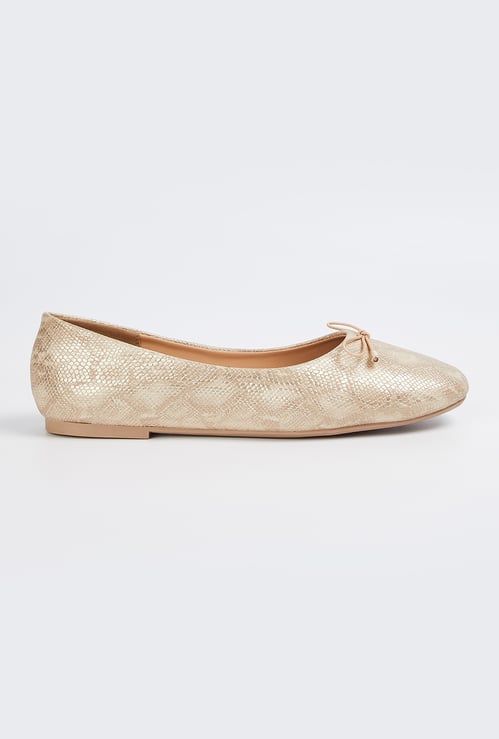 Women Animal Textured Ballerinas with Bow