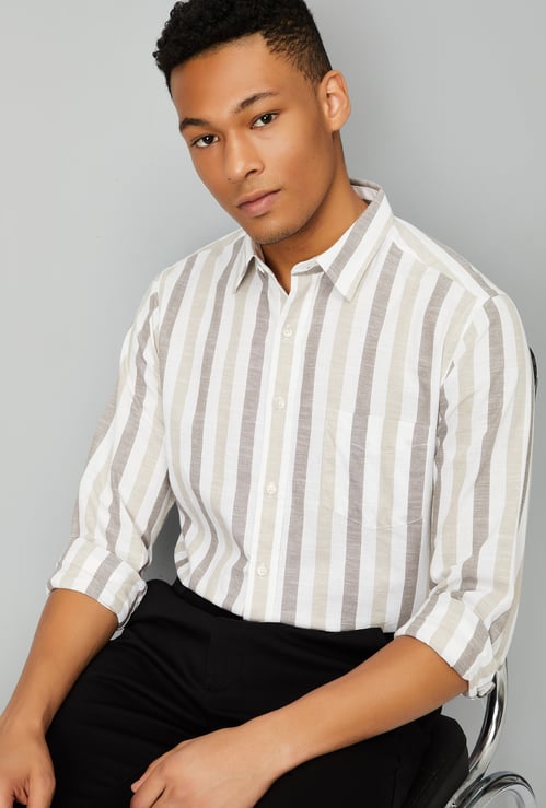 Men Striped Slim Fit Shirt