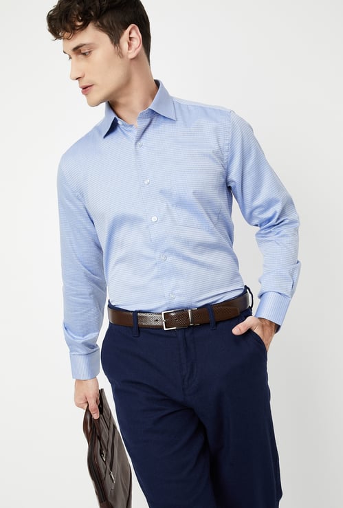 Men Structured Slim Fit Formal Shirt