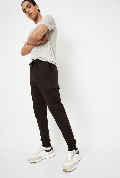 Men Solid Cargo Joggers