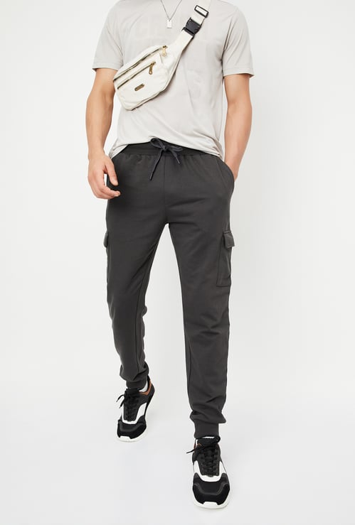 Men Solid Cargo Joggers