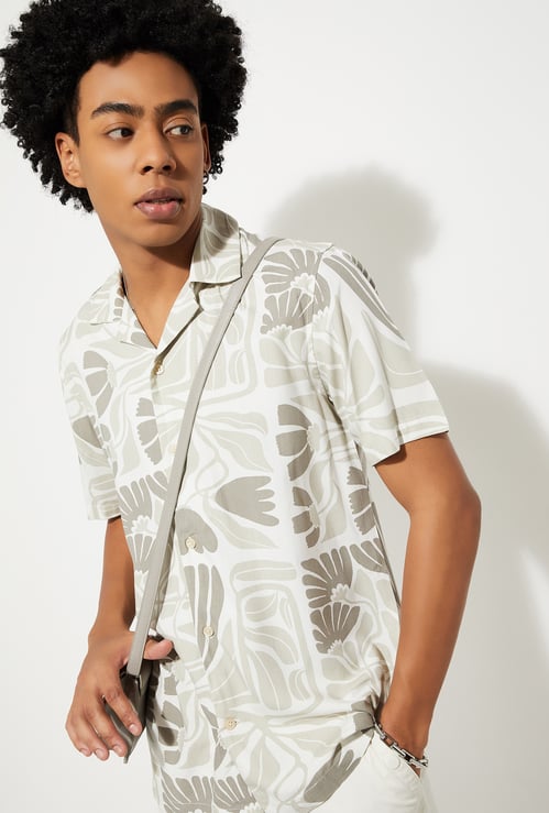 URB_N Men Printed Regular Fit Resort Shirt