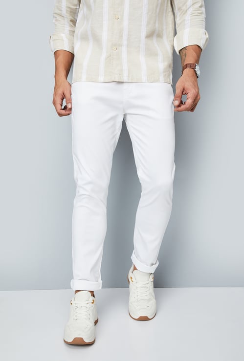Men Solid Slim Fit Chinos