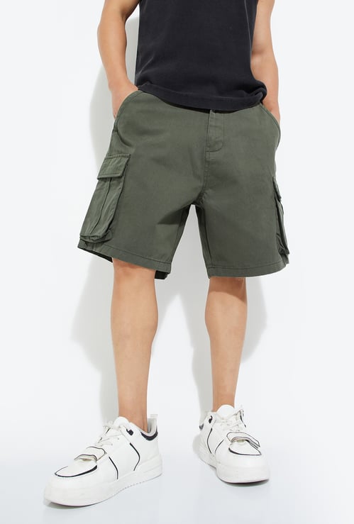 URB_N Men Solid Cargo Shorts