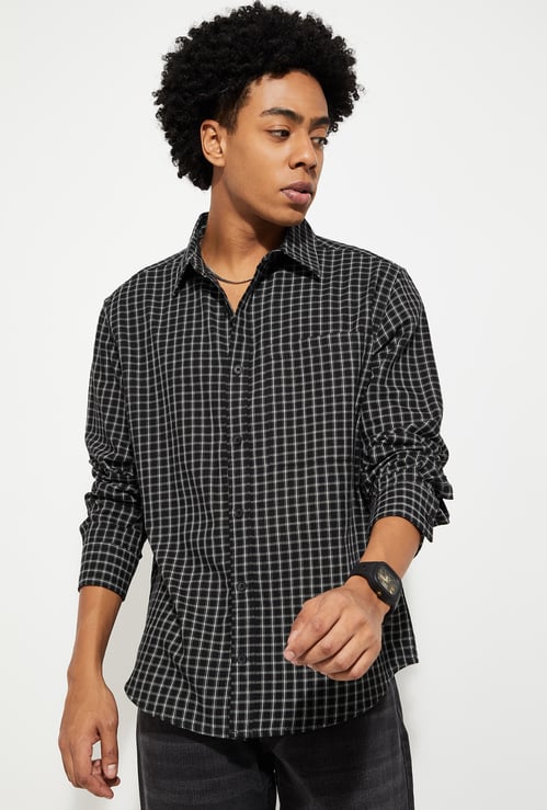URB_N Men Checked Relaxed Fit Shirt