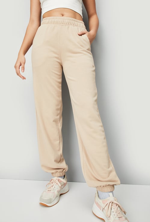Women Solid Athleisure Joggers