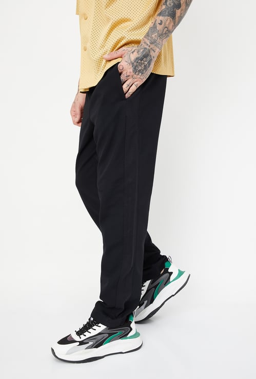 Men Knit Regular Fit Trackpant