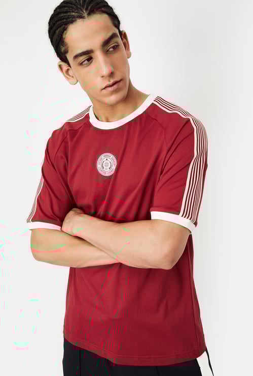 Men Shoulder Striped Oversized Sports T-shirt