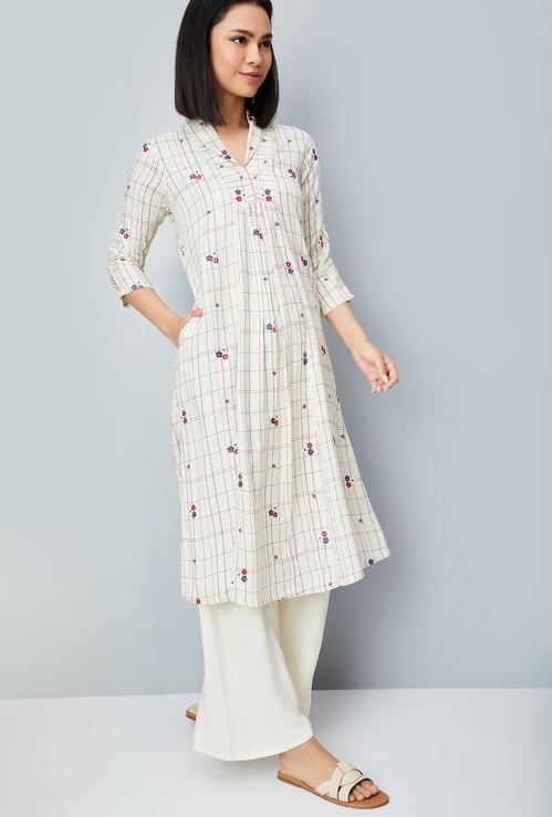 Kalki x Max Women Embroidered Straight Kurta