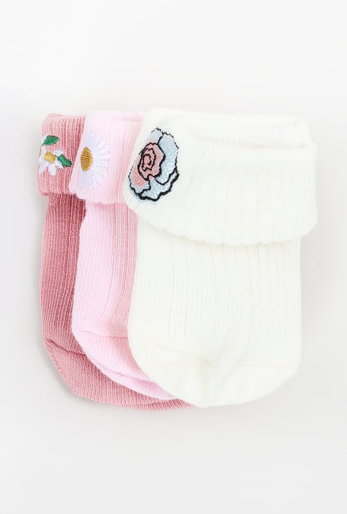 Girls Embroidered Ankle Length Socks - Pack of 3