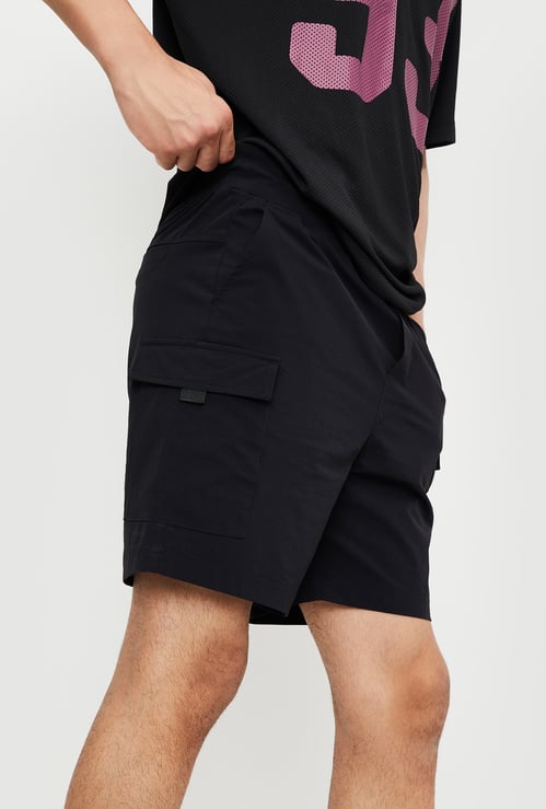 Men Solid Cargo Shorts