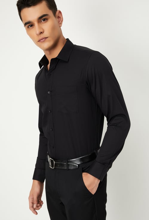 Men Solid Slim Fit Shirt