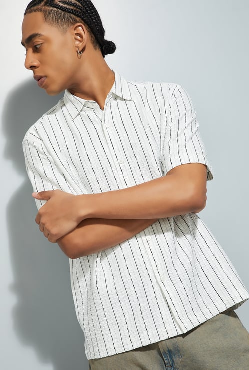 URB_N Men Striped Relaxed Fit Resort Shirt