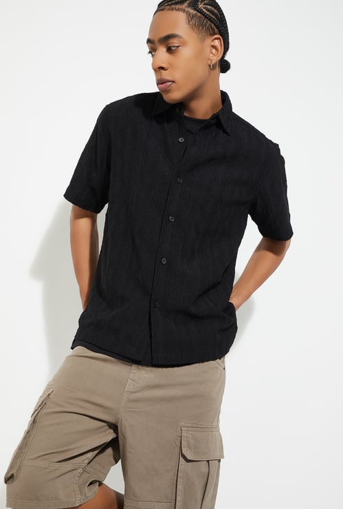 URB_N Men Embroidered Relaxed Fit Resort Shirt