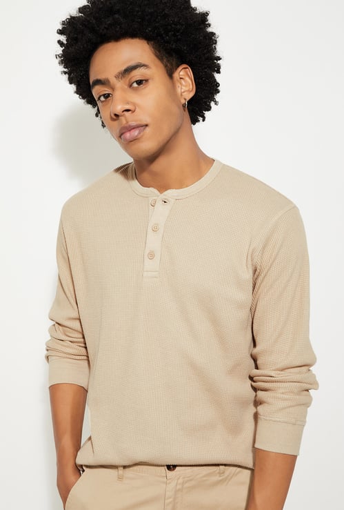 URB_N Men Ribbed Henley T-shirt