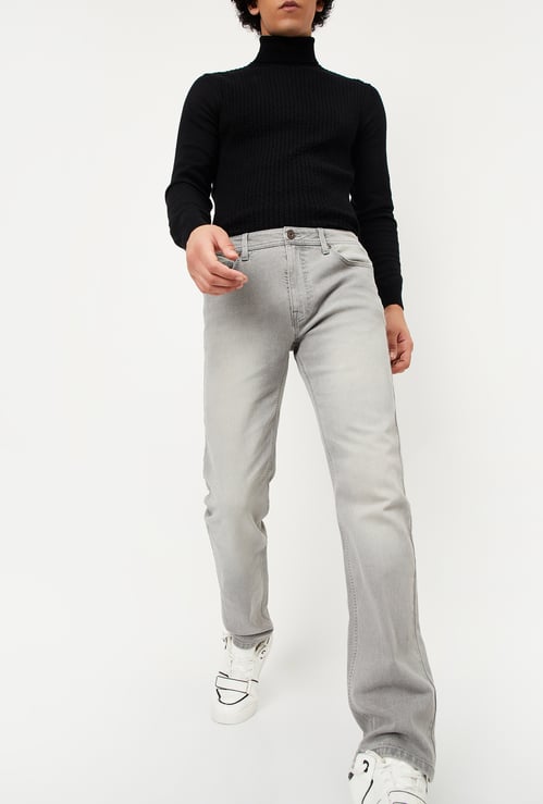 Men Regular Fit Washed Jeans
