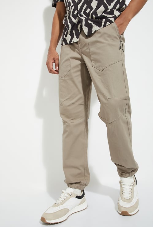 URB_N Men Textured Relaxed Fit Joggers