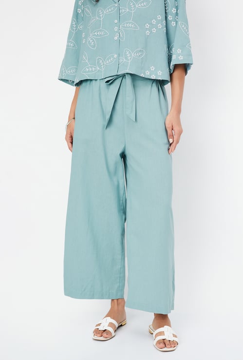 Women Solid Tie-Up Waist Palazzos
