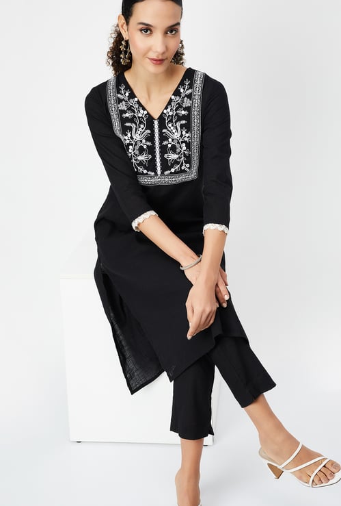 Women Embroidered Straight Kurta Set