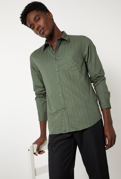Men Striped Slim Fit Shirt
