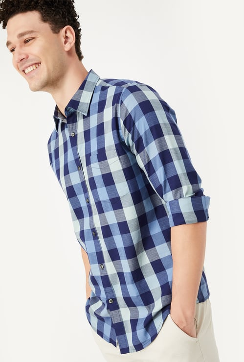 Men Checked Slim Fit Shirt