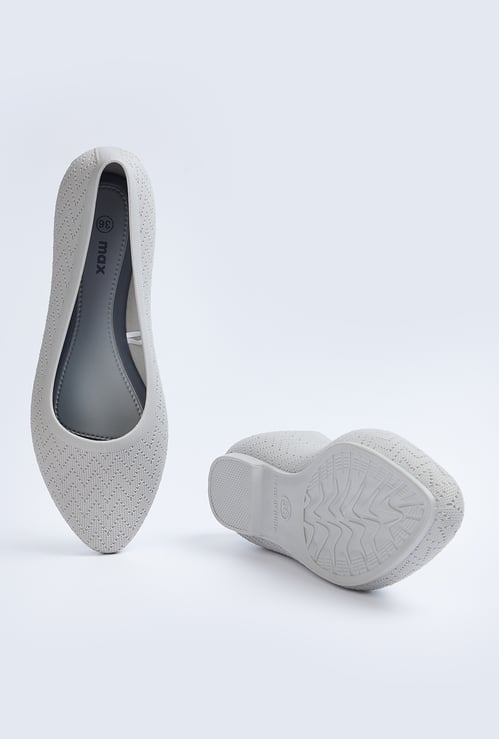 Women Perforations Ballerinas