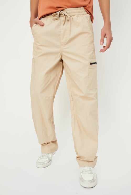 Boys Solid Relaxed Fit Cargo Trousers
