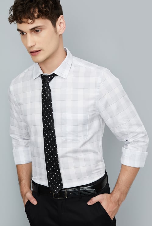 Men Checked Slim Fit Shirt