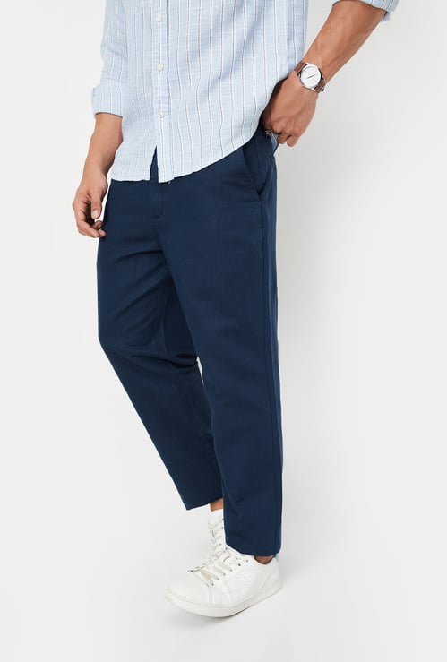 Men Solid Slim Fit Linen Chinos