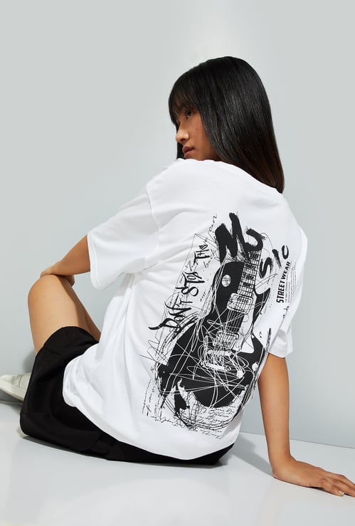 URB_N Women Back Graphic T-shirt