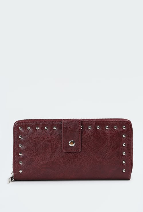Women Textured Zip Around Wallet