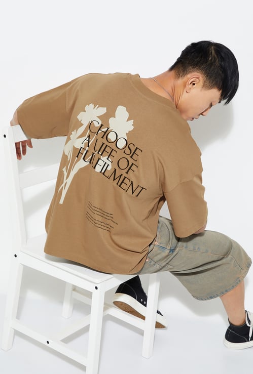 URB_N Men Back Print Boxy Fit T-shirt