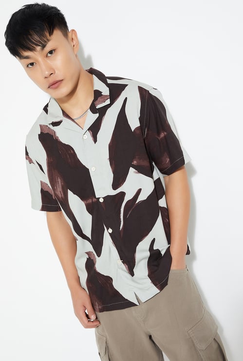 URB_N Men Printed Slim Fit Resort Shirt