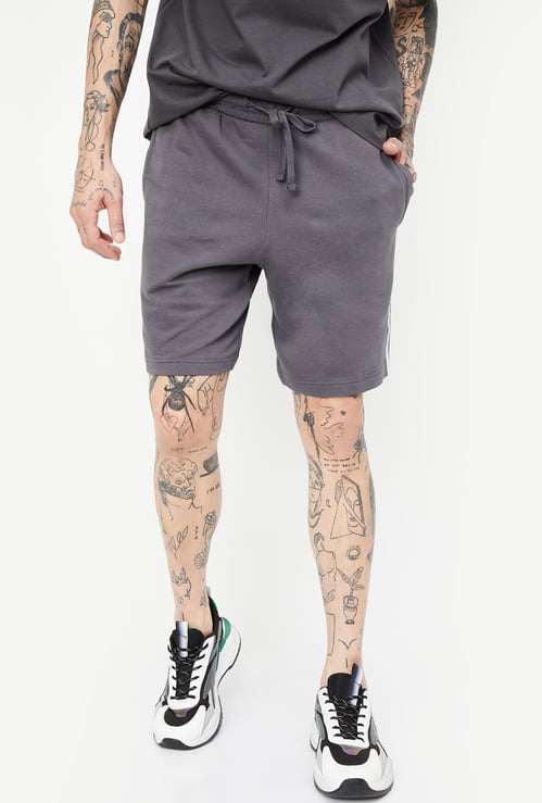 Men Side Striped Sports Shorts