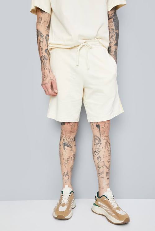 Men Side Striped Sports Shorts